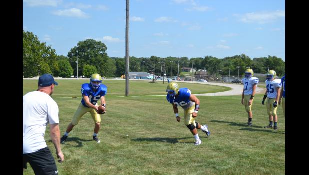 Hamilton Hornets Football in Hamilton Missouri