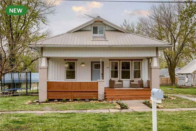 house for sale in Hamilton MO house for sale in Hamilton MO