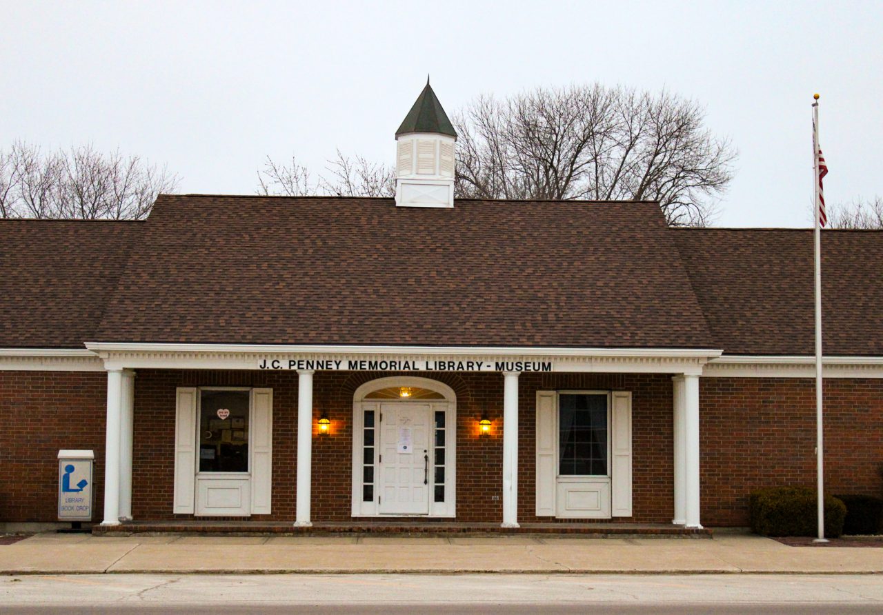 Hamilton Missouri Library and Museum
