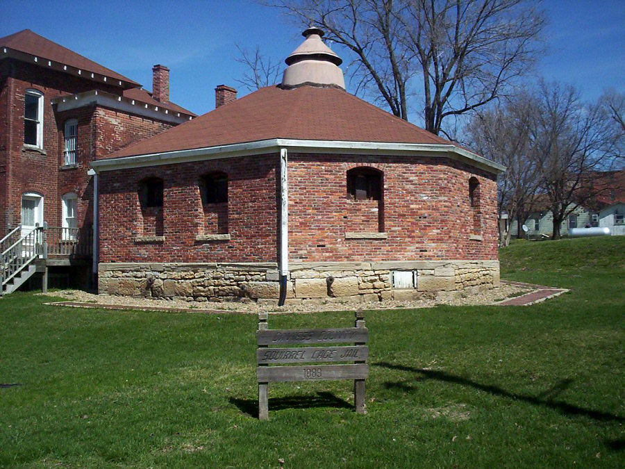 Squirrel Cage Jail in Gallatin Missouri
